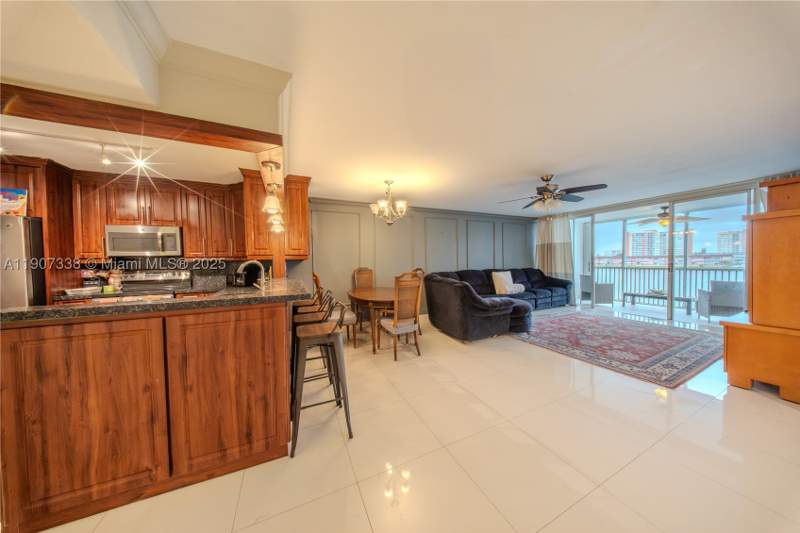 2 bedroom Condominium at 1660 NE 191st St 410-1, Jade Winds Group Allamand, Miami — photo 3