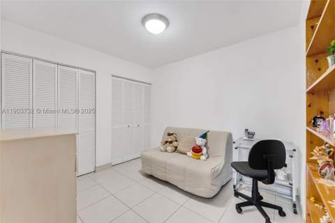 3661 SW 9th Ter 402, Miami FL - photo 11 of 15