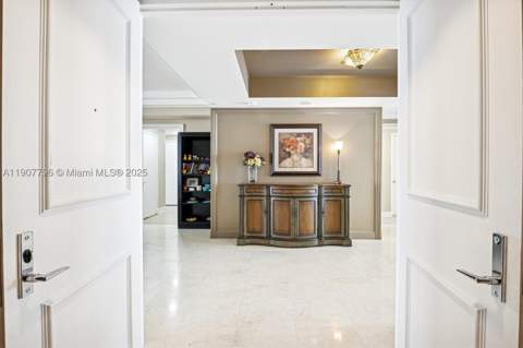 789 Crandon Blvd 1005, Key Biscayne FL - photo 13 of 60