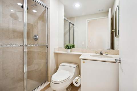 789 Crandon Blvd 1005, Key Biscayne FL - photo 18 of 60