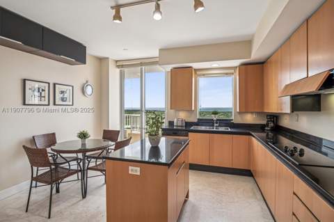789 Crandon Blvd 1005, Key Biscayne FL - photo 9 of 60