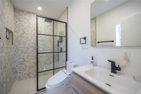 545 NW 47th St, Miami FL - photo 15 of 53