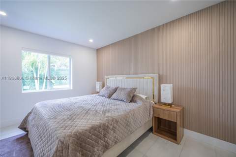 545 NW 47th St, Miami FL - photo 9 of 53
