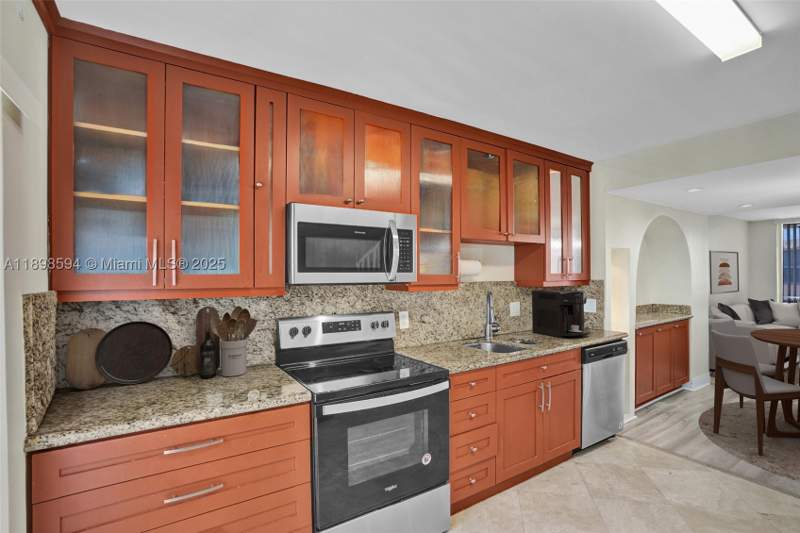3 bedroom Townhouse at 4350 W 11th Ct 62, Mango Hill Condo No 2, Hialeah — photo 2