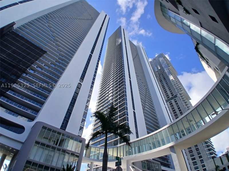 1 bedroom Condominium at 700 NE 24 203, Aria Reserve, Miami — photo 1