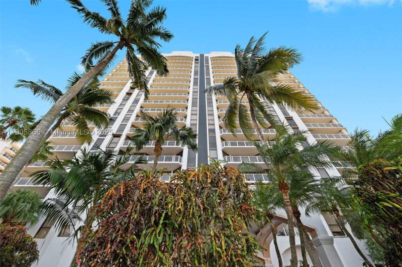 3 bedroom Condominium at 3598 Yacht Club Dr 602, Harbor Tws At The Waterwa, Aventura — photo 3