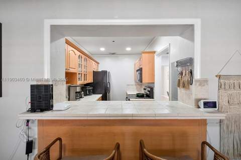 7231 SW 6th St, Miami FL - photo 15 of 34