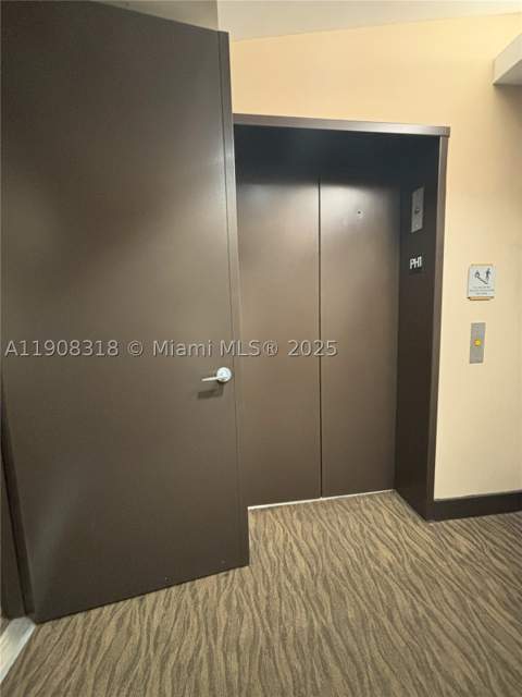 79 SW 12th St 4012-S, Miami FL - photo 23 of 34