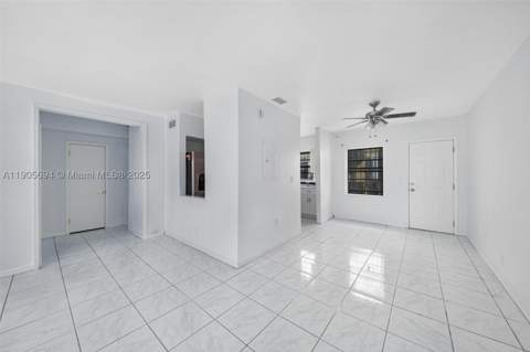 7712 Byron Ave 2, Miami Beach FL - photo 8 of 25
