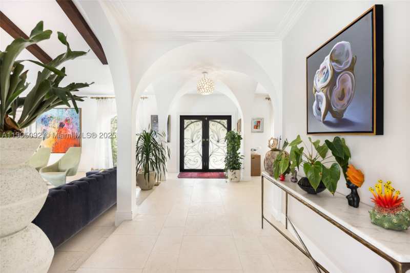 5 bedroom SingleFamilyResidence at 1233 102nd St, Bay Harbor Island, Bay Harbor Islands — photo 1