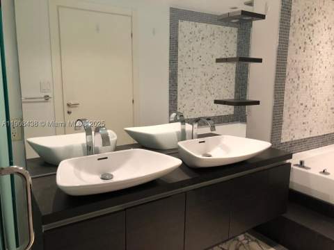 200 Biscayne Boulevard Way 902, Miami FL - photo 14 of 33