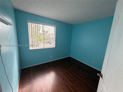 810 NE 212th Ter 2, Miami FL - photo 17 of 44