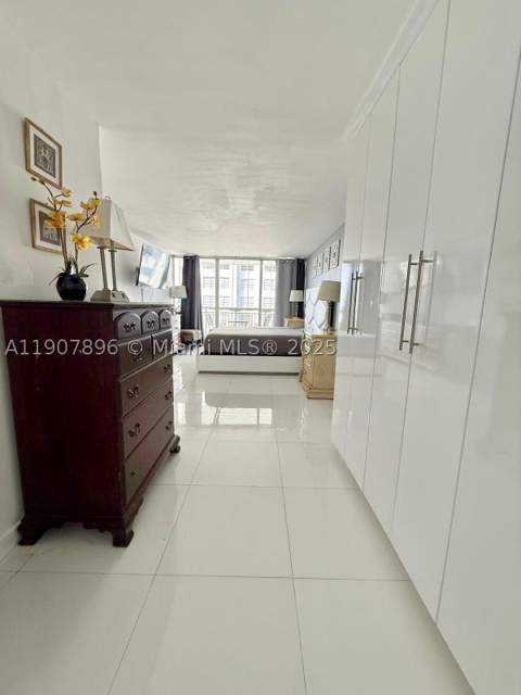 18051 Biscayne Blvd 1604, Aventura FL - photo 14 of 25
