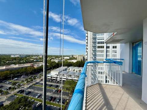 18051 Biscayne Blvd 1604, Aventura FL - photo 8 of 25