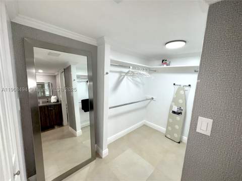 20500 W Country Club Dr 501, Aventura FL - photo 13 of 28
