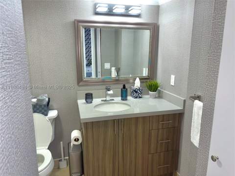 20500 W Country Club Dr 501, Aventura FL - photo 17 of 28