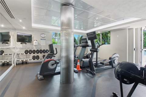 110 Washington Ave 2420, Miami Beach FL - photo 24 of 30