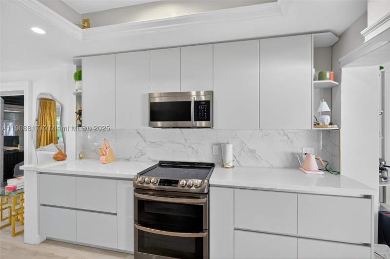 3 bedroom SingleFamilyResidence at 155 NW 124th St, Overbrook Shores No-2, North Miami — photo 3