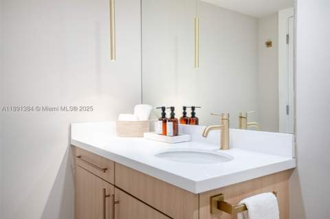2301 Collins Ave 836, Miami Beach FL - photo 14 of 29
