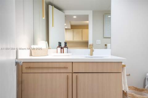 2301 Collins Ave 836, Miami Beach FL - photo 15 of 29