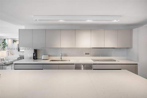 2301 Collins Ave 1414/1415, Miami Beach FL - photo 16 of 40