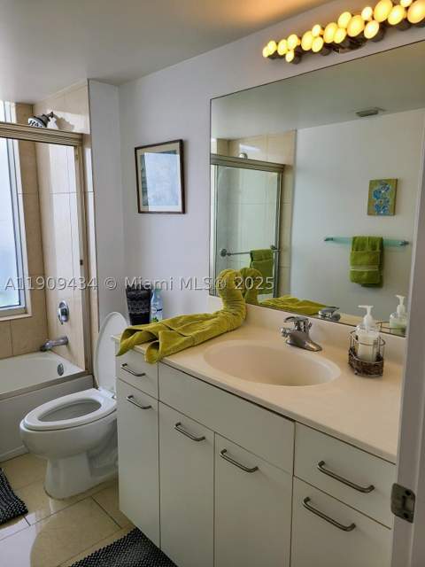 21055 Yacht Club Dr 1602, Aventura FL - photo 10 of 31