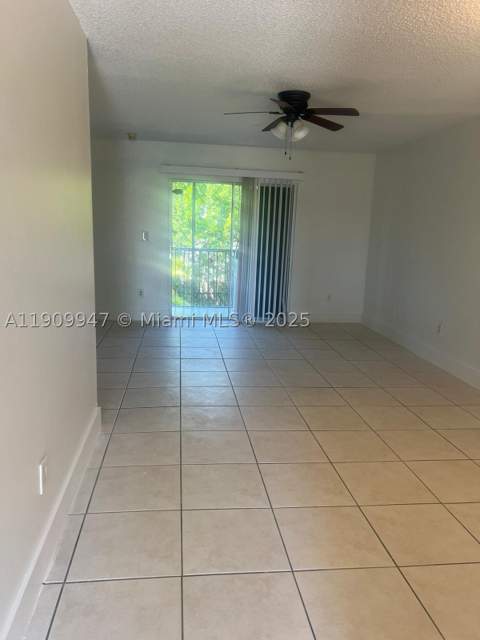 438 NE 210th Cir Ter 202-4B, Miami FL - photo 21 of 23