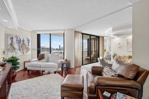 3000 Island Blvd 1904, Aventura FL - photo 18 of 95