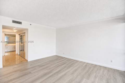 2000 Island Blvd 1710, Aventura FL - photo 14 of 26