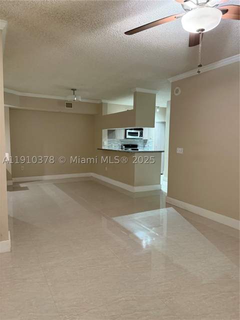 17150 N Bay Rd 2102, Sunny Isles Beach FL - photo 12 of 29