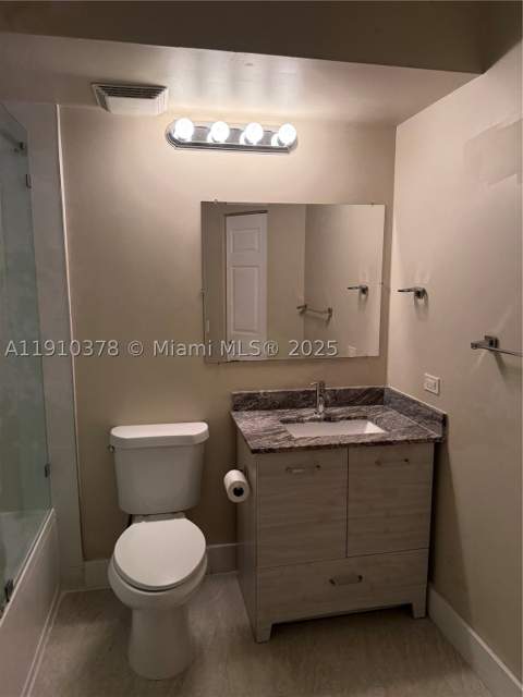 17150 N Bay Rd 2102, Sunny Isles Beach FL - photo 17 of 29