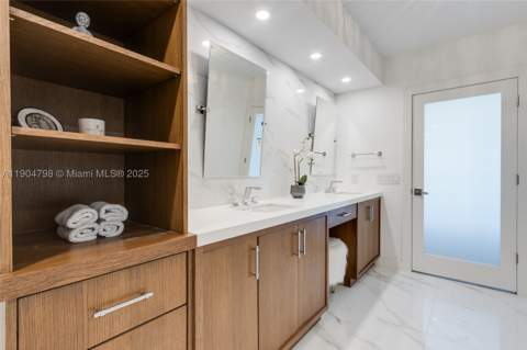 3370 Hidden Bay Dr 303, Aventura FL - photo 24 of 59
