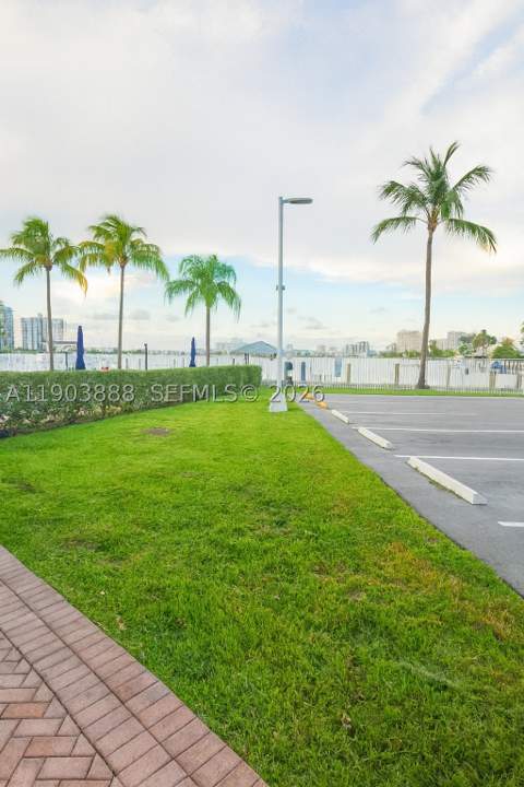2821 N Miami Beach Blvd 5O, North Miami Beach FL - photo 13 of 19