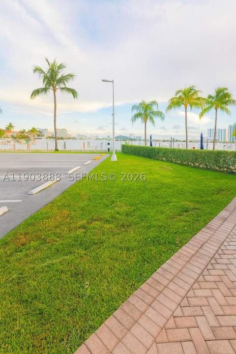 2821 N Miami Beach Blvd 5O, North Miami Beach FL - photo 14 of 19