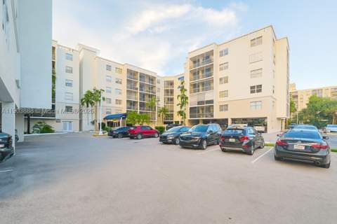 2821 N Miami Beach Blvd 5O, North Miami Beach FL - photo 17 of 19