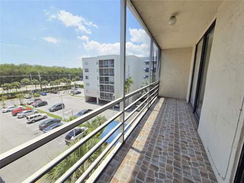 2821 N Miami Beach Blvd 5O, North Miami Beach FL - photo 8 of 19