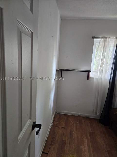 15151 Railroad Dr, Miami Gardens FL - photo 20 of 21
