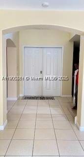 4 bedroom SingleFamilyResidence at 1906 SE 18th St, Shores At Keys Gate, Homestead — photo 2