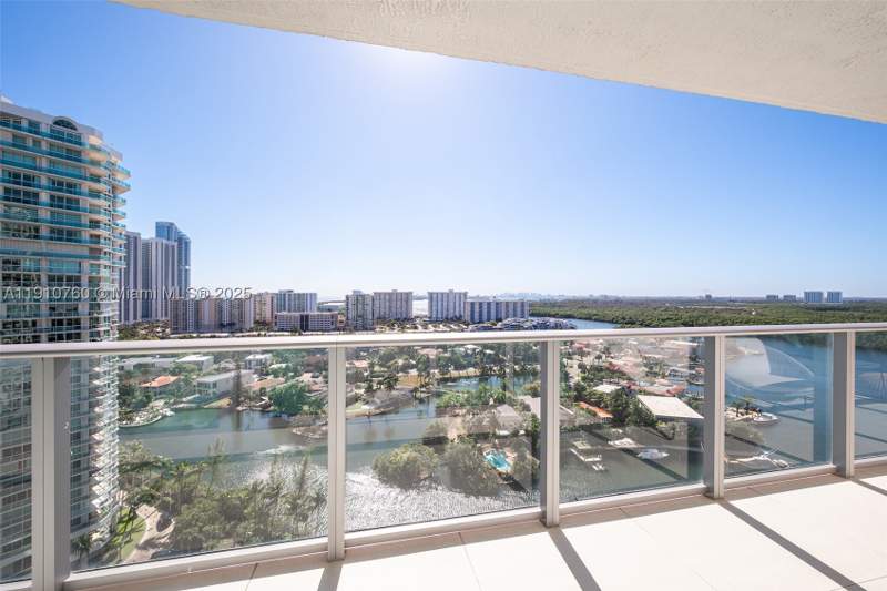 2 bedroom Condominium at 330 Sunny Isles Blvd 5-1908, Parque Towers Condo, Sunny Isles Beach — photo 3
