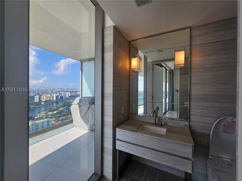18975 Collins Ave 4605, Sunny Isles Beach FL - photo 15 of 43