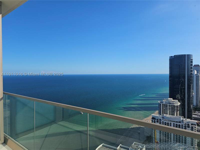 2 bedroom Condominium at 18975 Collins Ave 4605, 18975 Collins Condo, Sunny Isles Beach — photo 4