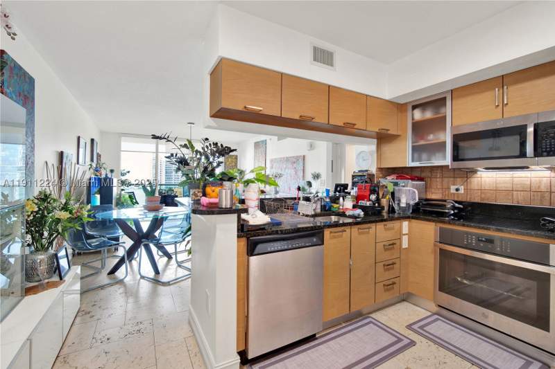 2 bedroom Condominium at 31 SE 5th St 2910, Brickell On The River N T, Miami — photo 5