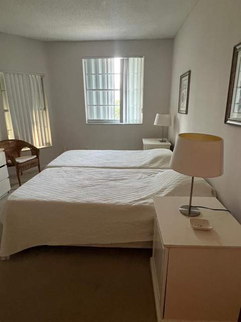 3215 NE 184th Street 14403, North Miami Beach FL - photo 8 of 23