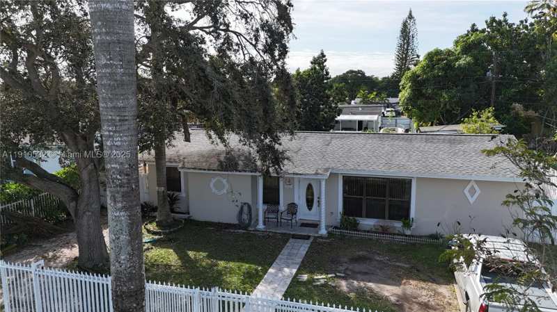 4 bedroom SingleFamilyResidence at 14800 SW 296th St, Leisure City Sec 4, Homestead — photo 1