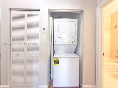 2610 NE 3rd Dr 203, Homestead FL - photo 15 of 20