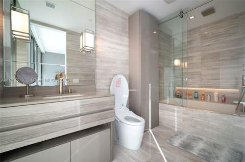 18975 Collins Ave 1705, Sunny Isles Beach FL - photo 17 of 20