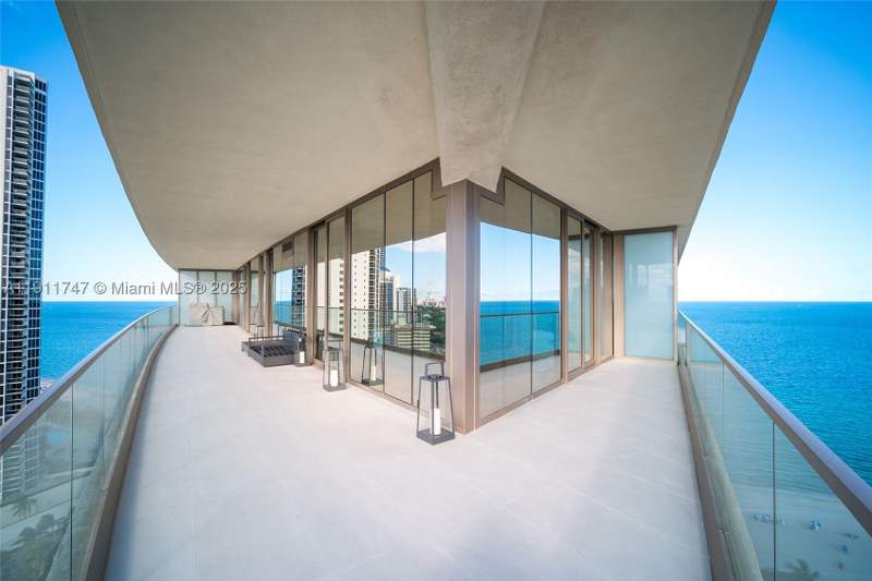 2 bedroom Condominium at 18975 Collins Ave 1705, 18975 Collins Condo, Sunny Isles Beach — photo 4