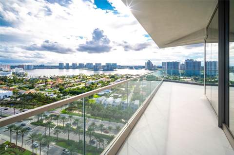 18975 Collins Ave 1705, Sunny Isles Beach FL - photo 7 of 20