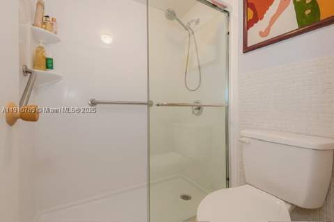 1890 W 56th St 1423, Hialeah FL - photo 13 of 27