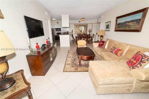 17150 N Bay Rd 2207, Sunny Isles Beach FL - photo 13 of 50